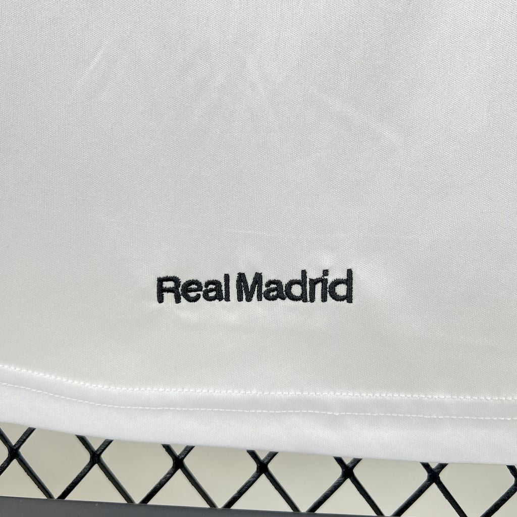 Real Madrid Trikot Retro 2005/06 Home