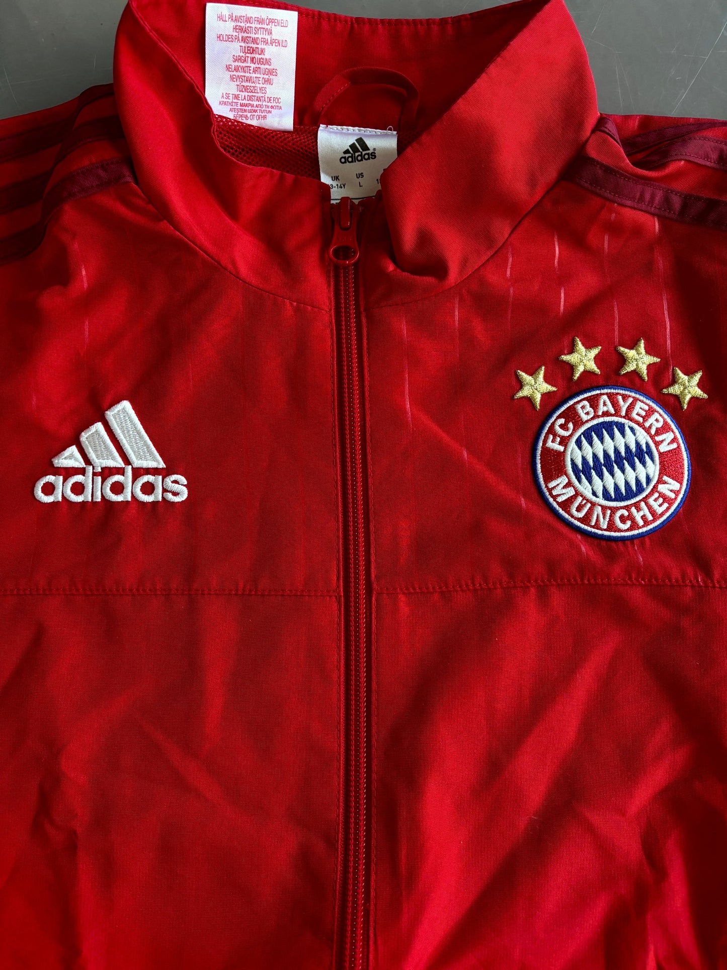 Adidas x FC Bayern Vintage-Jacke 2015/16