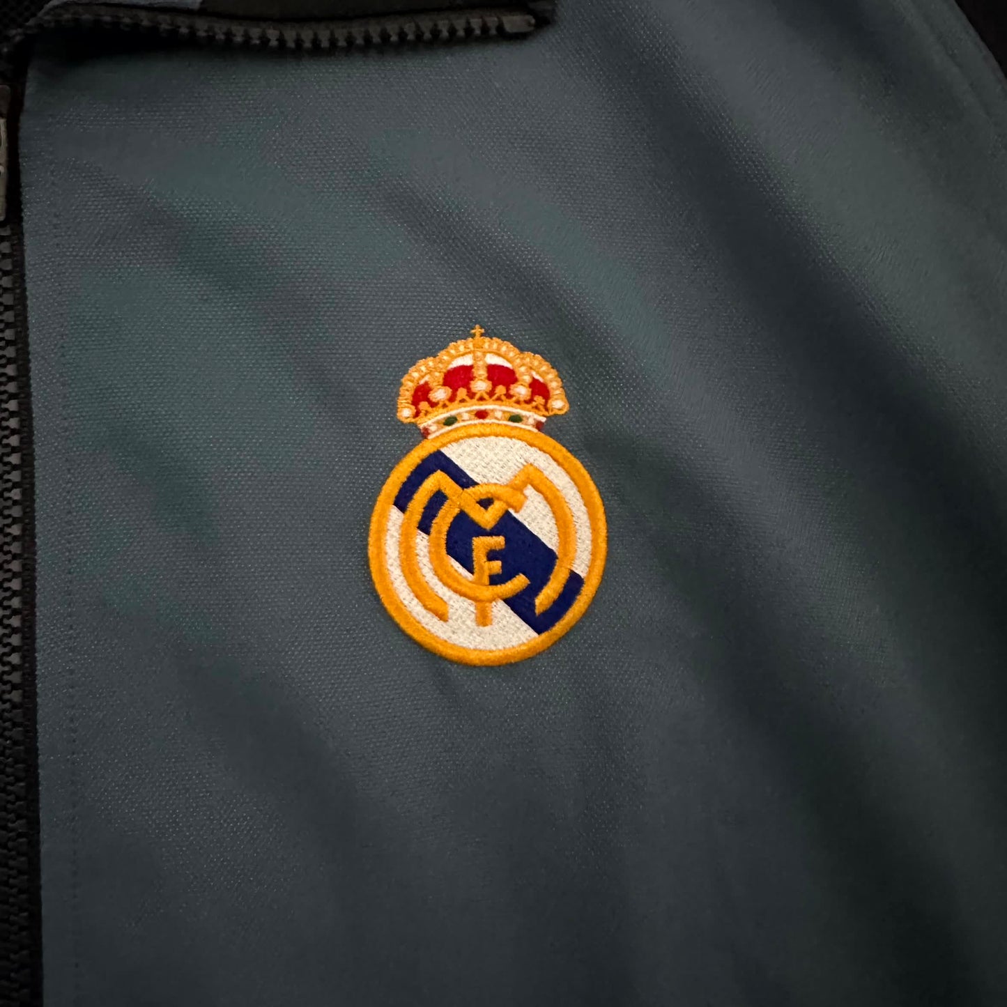 Adidas x Real Madrid Vintage Jacke 2004/05