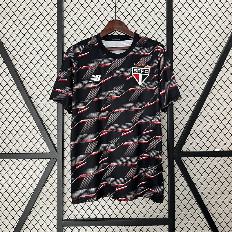 Trikot 24/25 São Paulo Anzug vor dem Spiel