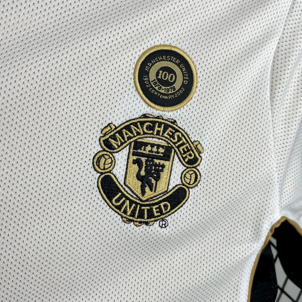 Wendetrikot Manchester United Retro 2001/02 zum 100. Jubiläum
