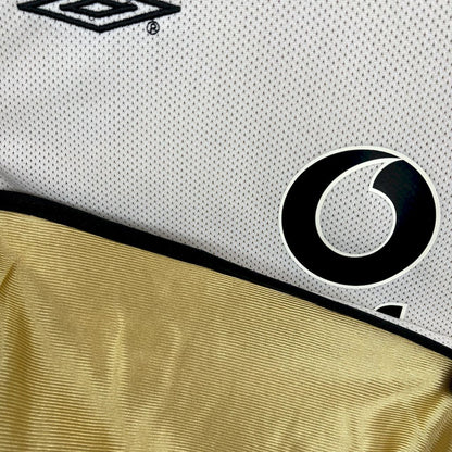 Wendetrikot Manchester United Retro 2001/02 zum 100. Jubiläum