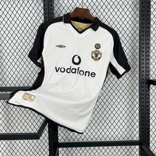 Wendetrikot Manchester United Retro 2001/02 zum 100. Jubiläum