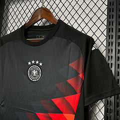 Trikot Deutschland 2024/25 – Trainingsshirt vor dem Spiel
