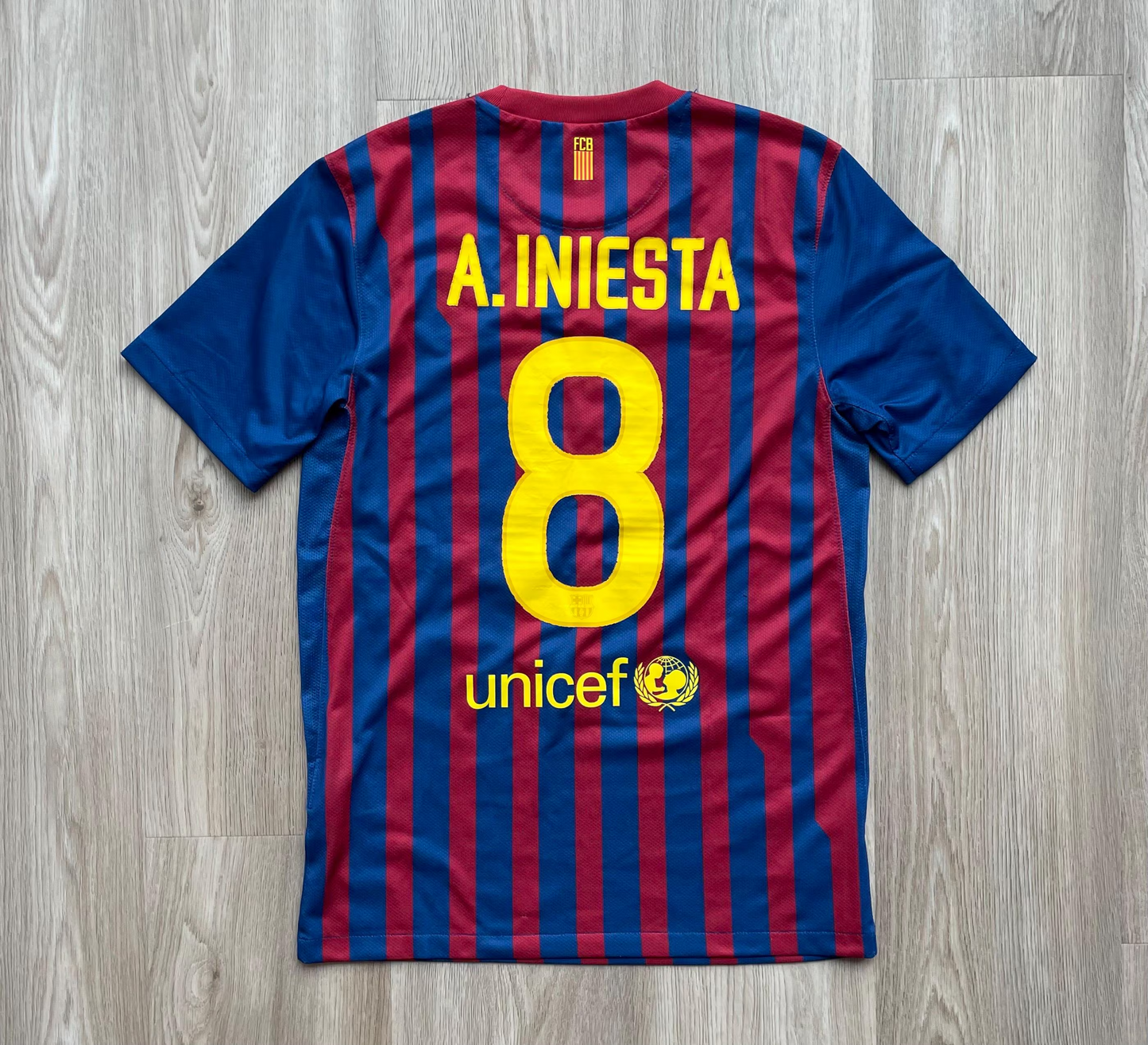 Trikot Iniesta Barcelona 11-12 Legend
