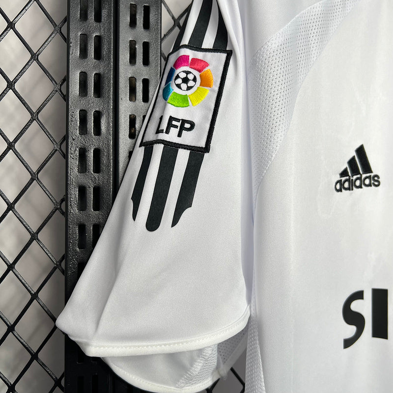 Trikot Real Madrid l Retro 2005/06