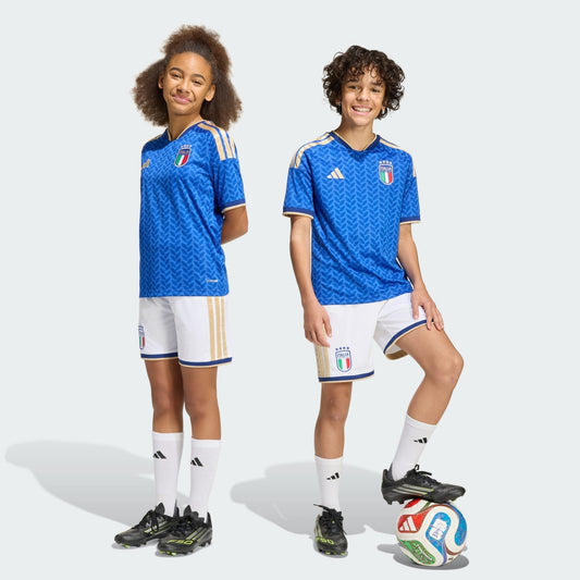 Italienische Kinder zu Hause bei der WM 2026