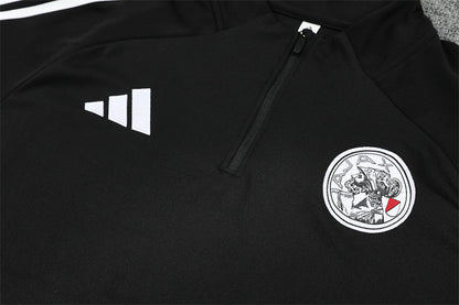 Trainingsanzug Ajax 25/26 Schwarz – Winter