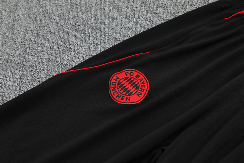 Trainingsanzug FC Bayern München 25/26 - Winter