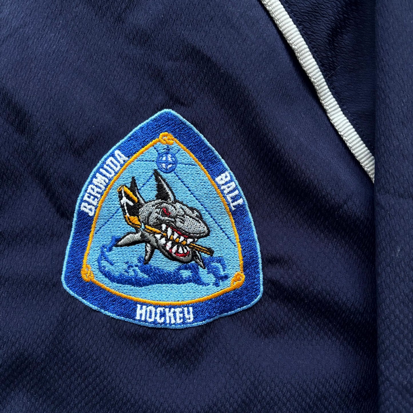 Under Armour x Bermuda Ball Hockey Vintage-Jacke