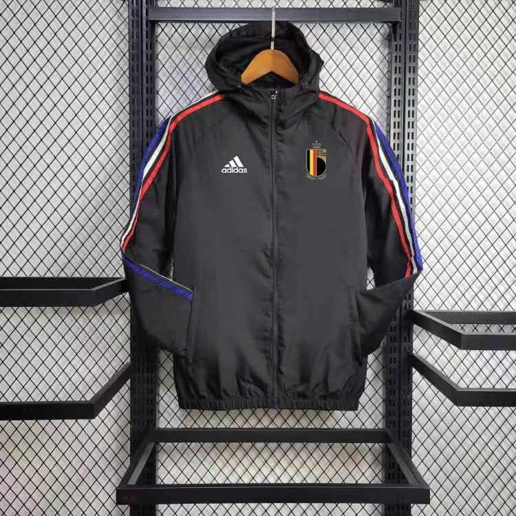 Windjacke Belgien 24/25 – Schwarz und Rot