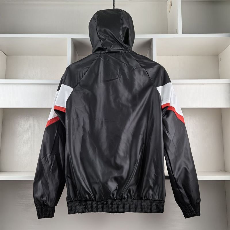 Windbreaker 24/25