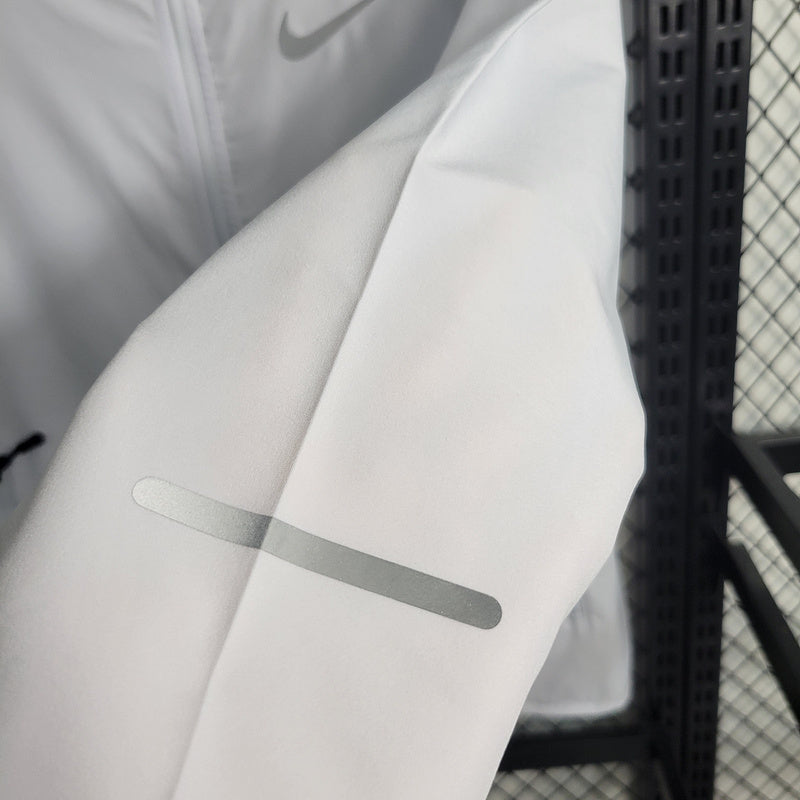 Windbreaker Nike Weiß