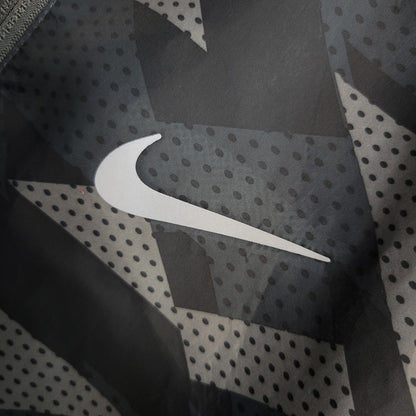 Windbreaker Nike Militär